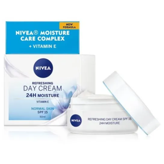 Nivea esentiale refreshing SPF15 crema de zi vitamina E Normal Skin x 50 ml